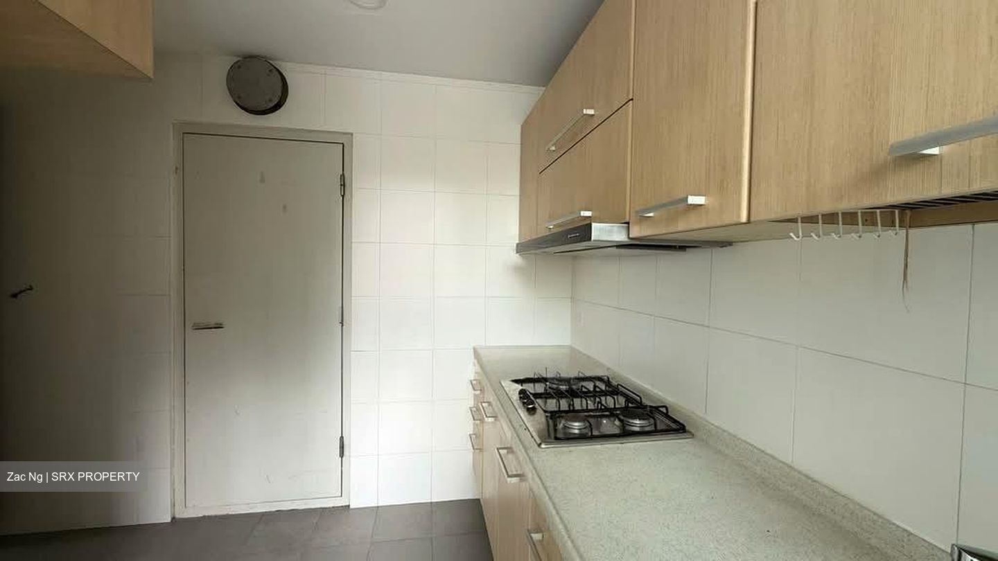 East Mews (D15), Apartment #568175101